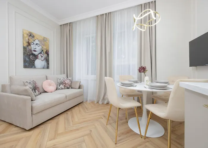 Elegant Apartments Grojecka In Warsaw By Renters