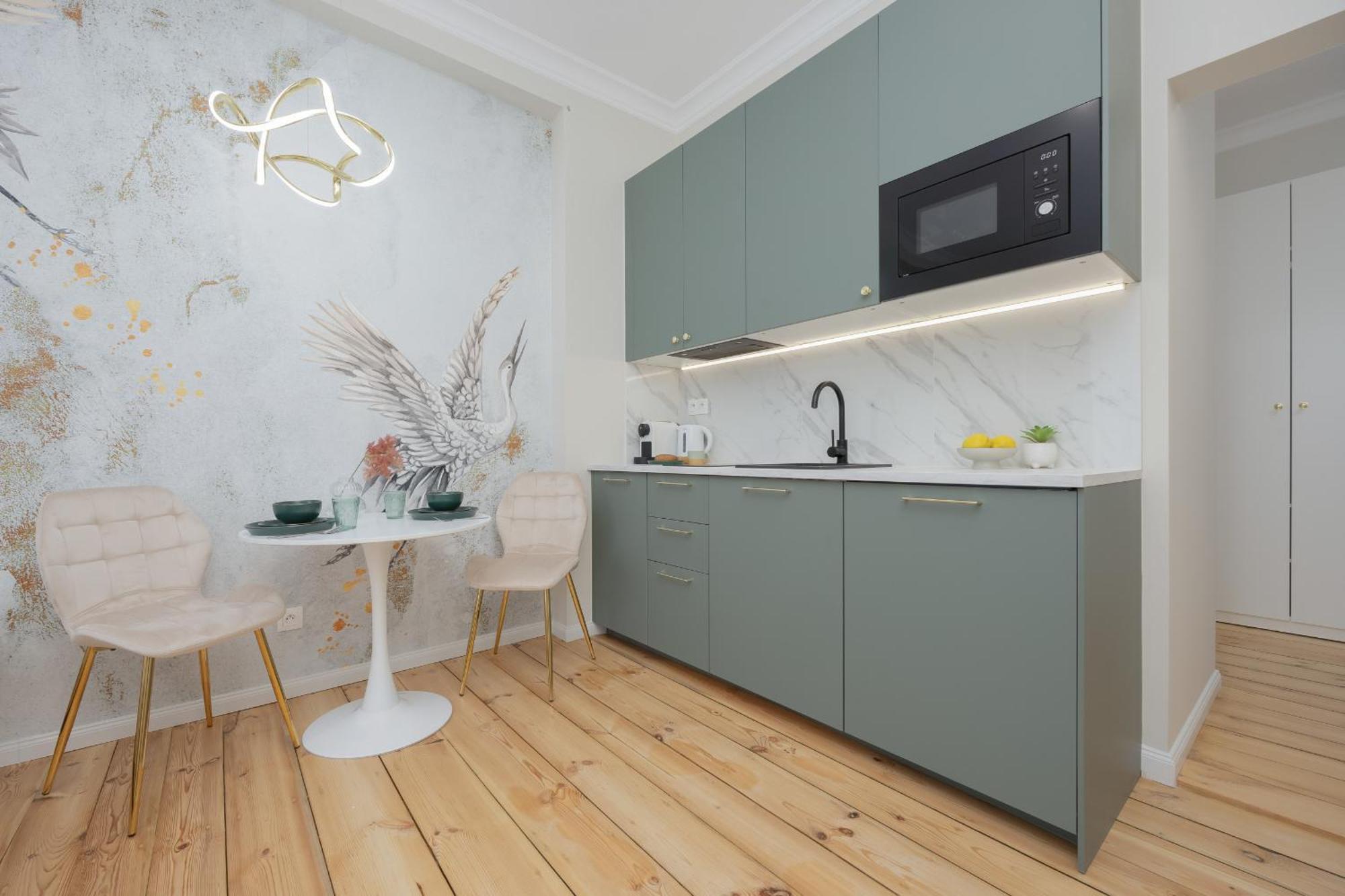 Elegant Grojecka In By Renters * Warszawa