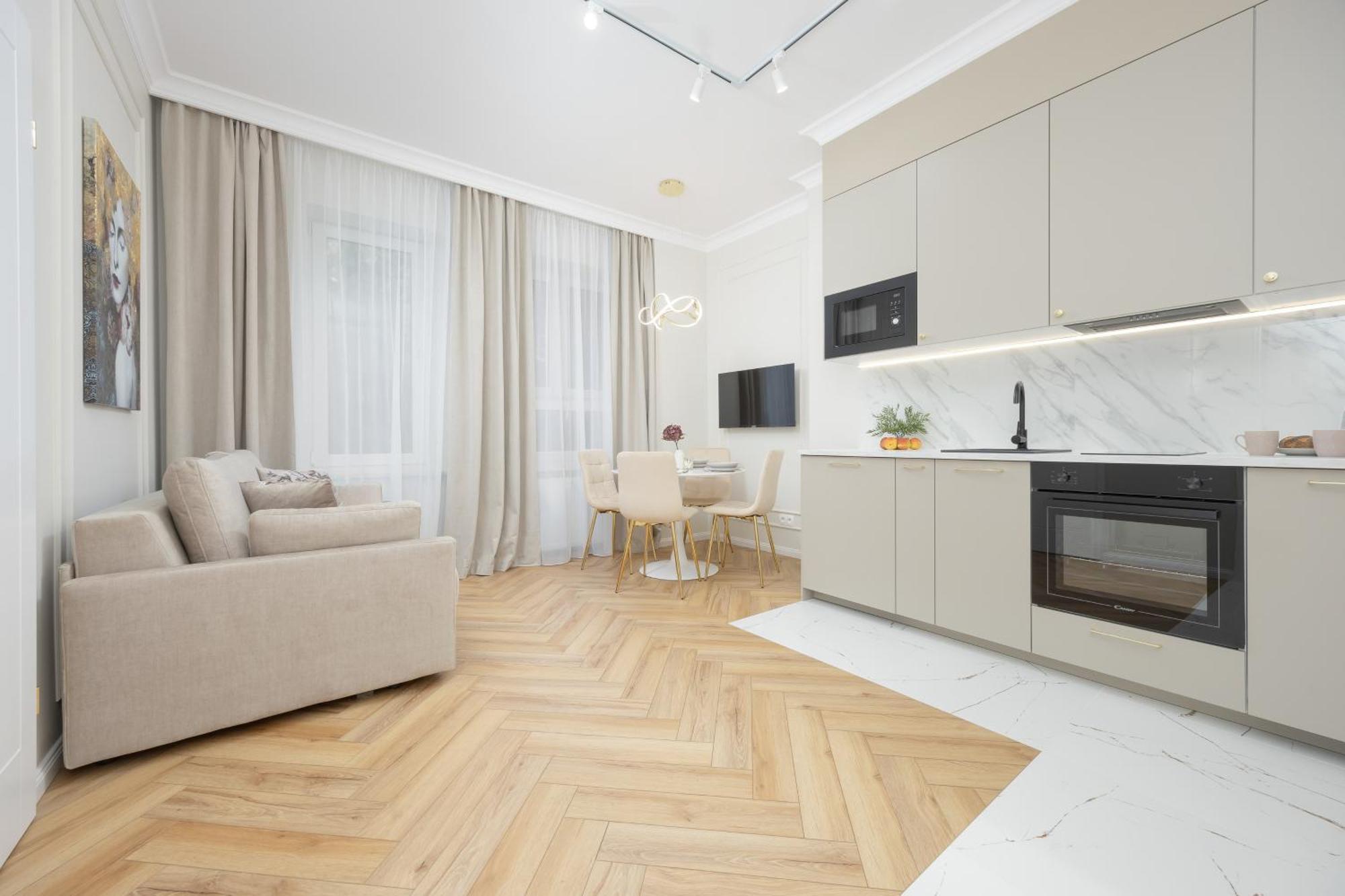 Elegant Grojecka In By Renters Apartament Warszawa